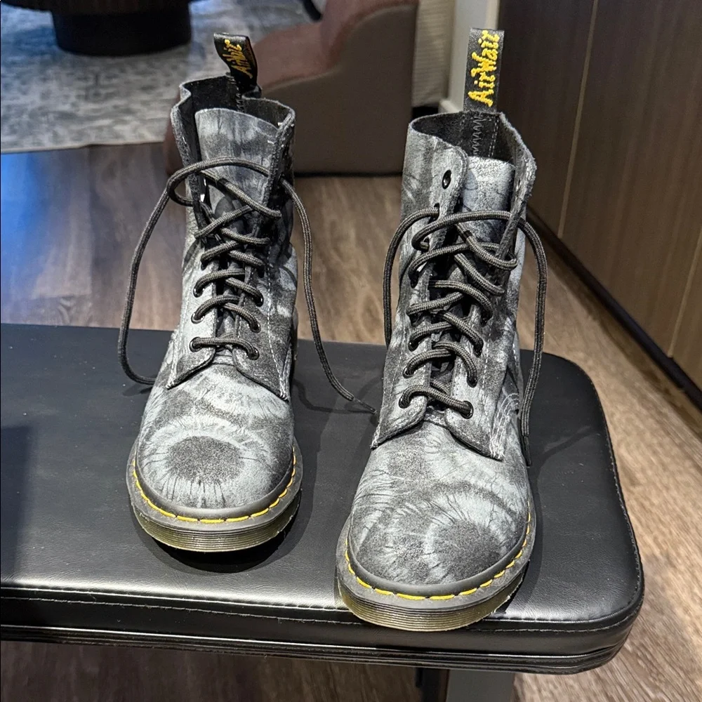 Dr. Martens Rare Metallic Tie-Dye Boots - Women’s Size 8 - Picture 1 of 6